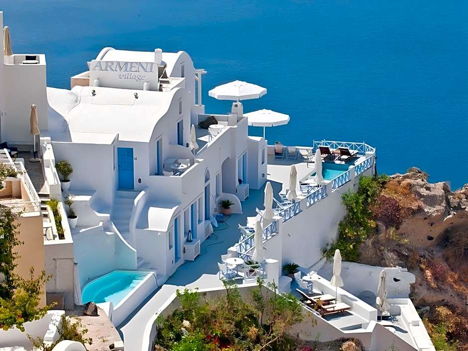 Armeni Village Rooms & Suites
