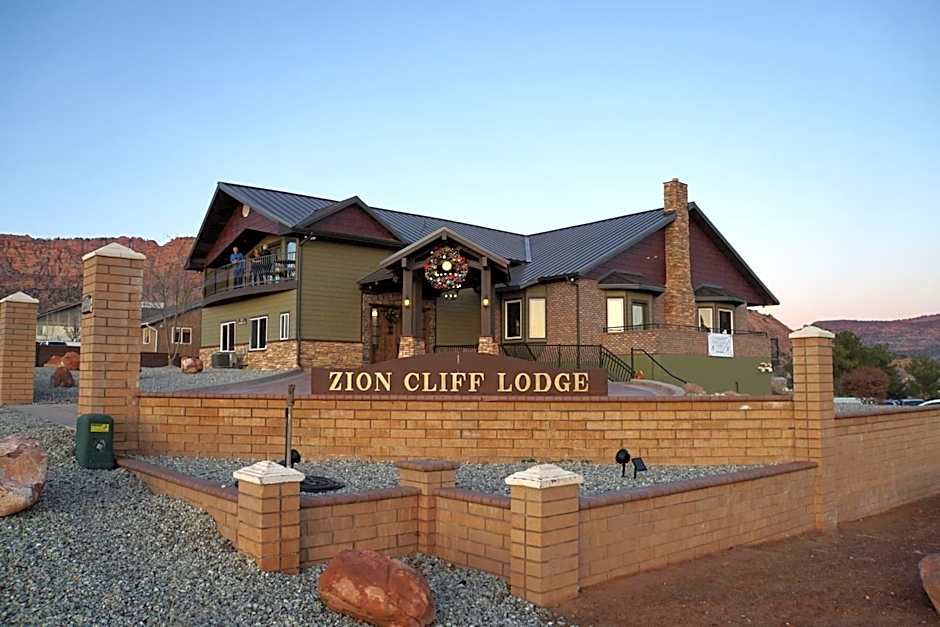 Zion Cliff Lodge