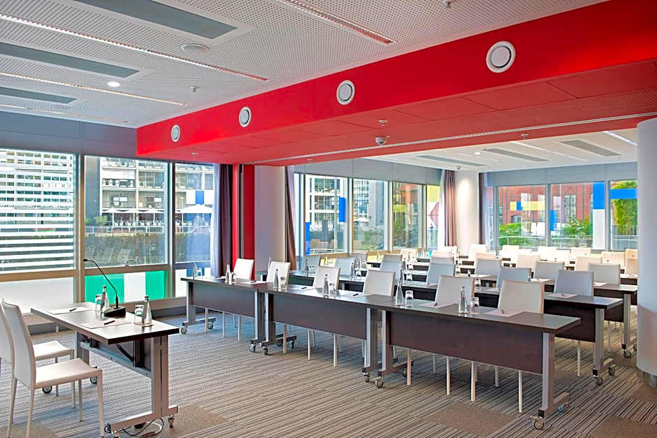 INNSiDE Düsseldorf Hafen