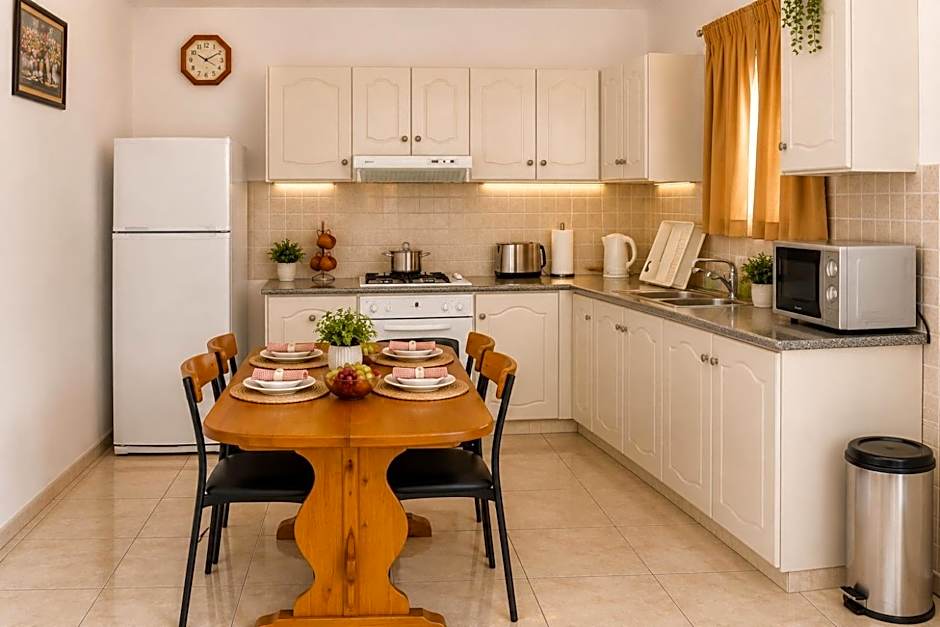 Apollonia Hotel Apartments