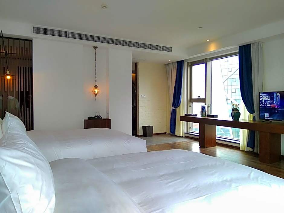 Bali Holiday Hotel