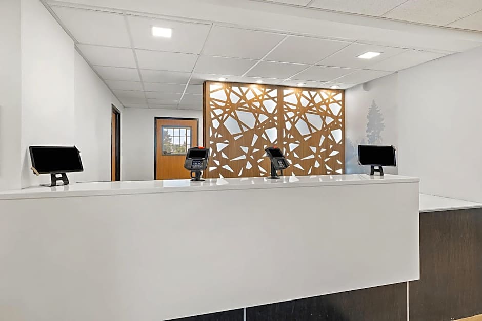 Sleep Inn & Suites Verona - Madison Southwest