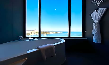 Tanibay hotel