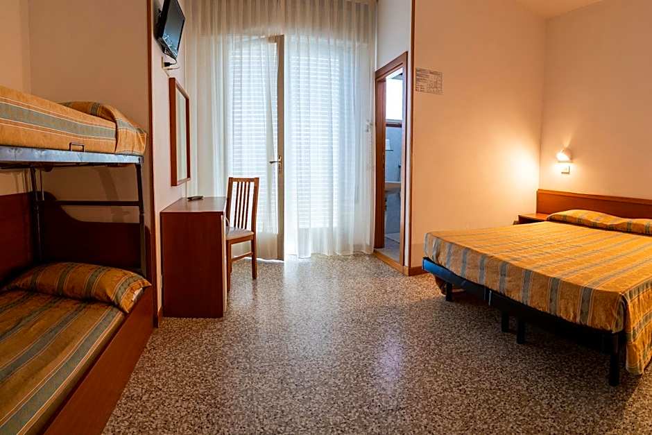 Hotel Happy