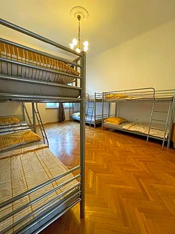 Mixed Dormitory Room