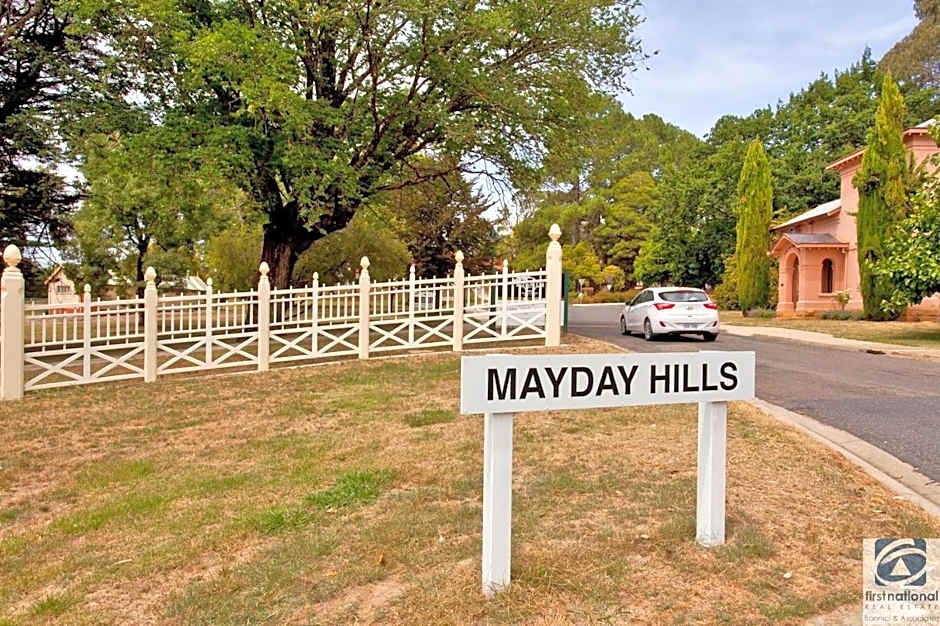 Linaker Art Deco Motel