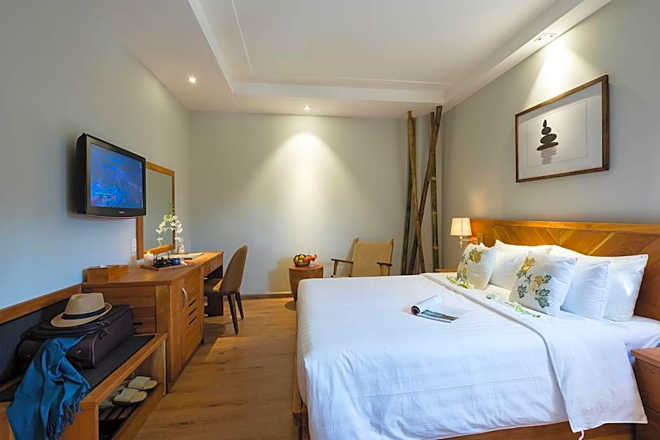 Silverland Yen Hotel