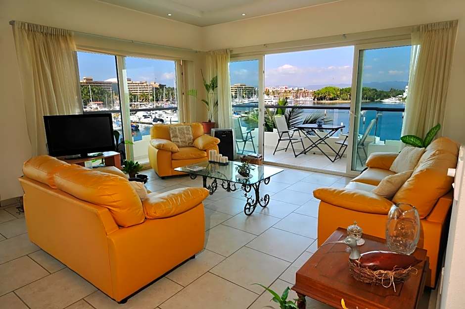 Marina Banderas Suites Hotel Boutique