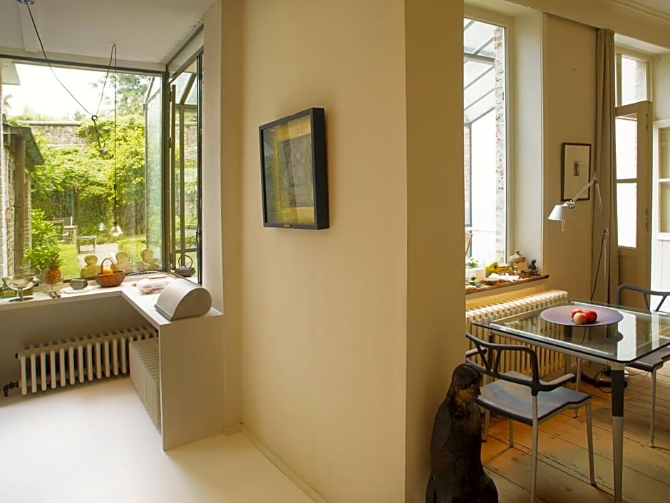 B&B Alphabet - Luxury Guesthouse and Art Gallery