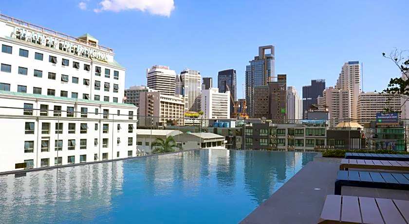 The Quarter Ploenchit by UHG