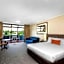 Comfort Hotel Adelaide Meridien