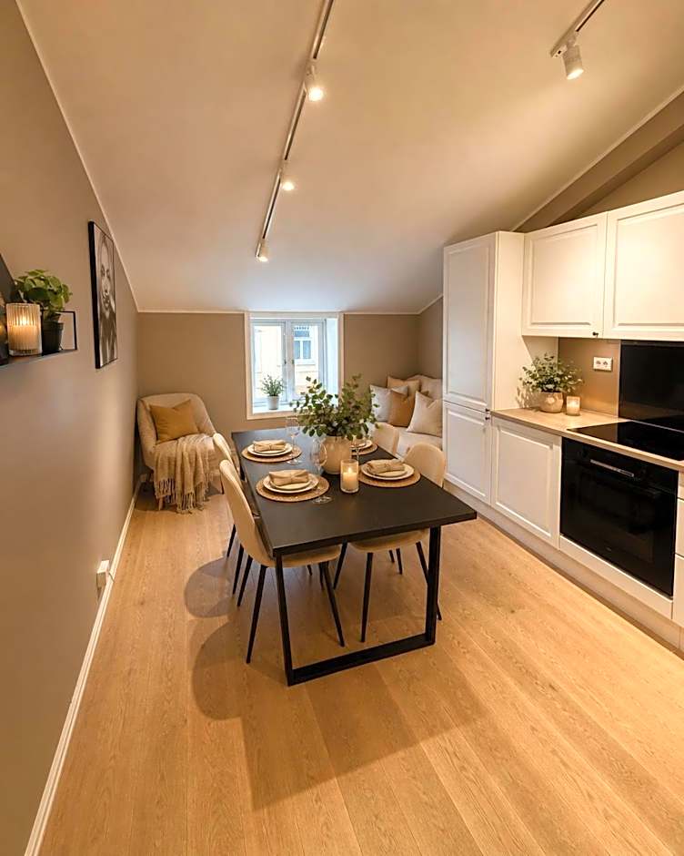 70 Degrees North City Apartments