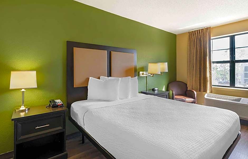 Extended Stay America Suites - St. Petersburg - Clearwater - Executive Dr.