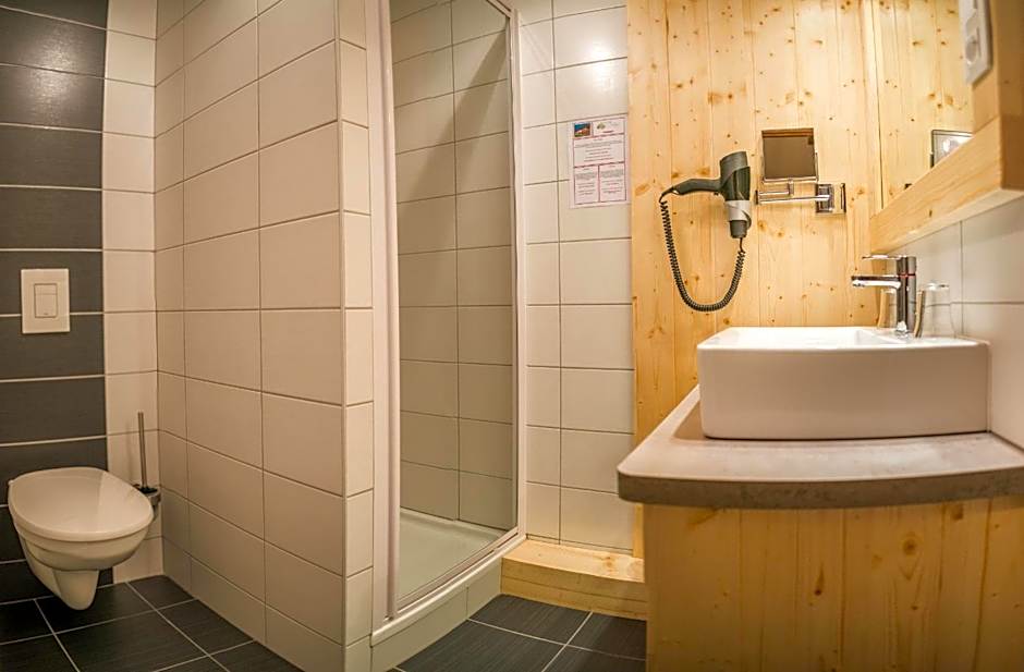 Logis Hôtel Le Vétiné