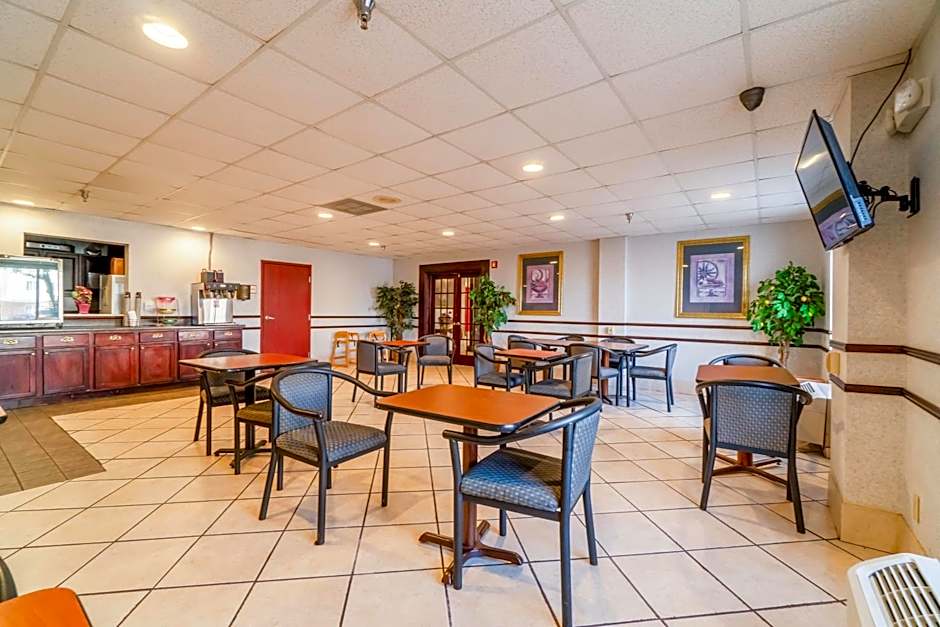 Ark Suites By OYO Jonesboro I-555