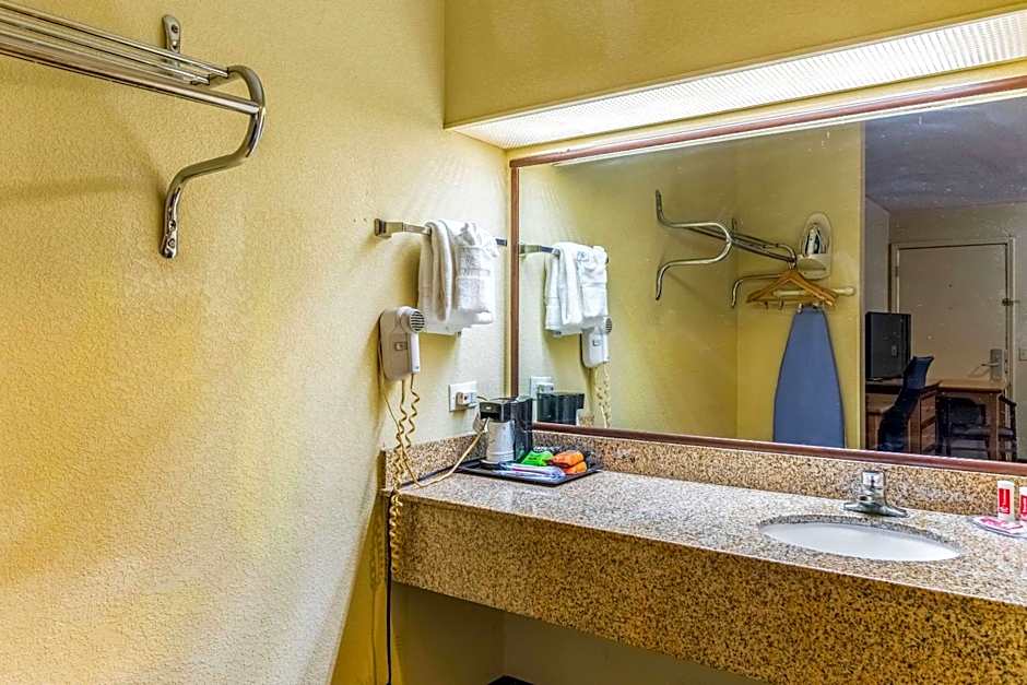 Econo Lodge Whiteville