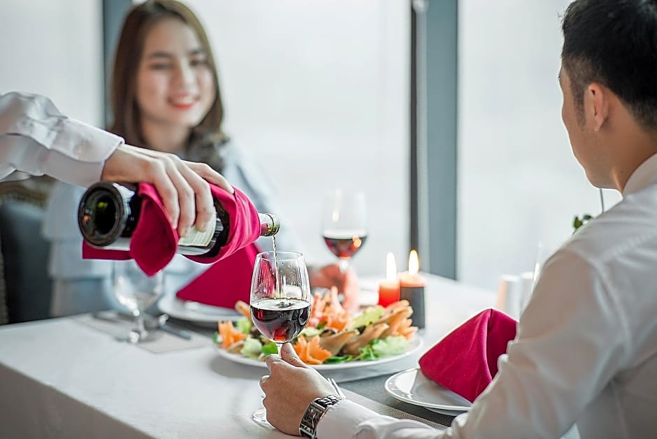 Muong Thanh Grand Cua Lo Hotel