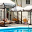Lighthouse Hotel - Key West Historic Inns