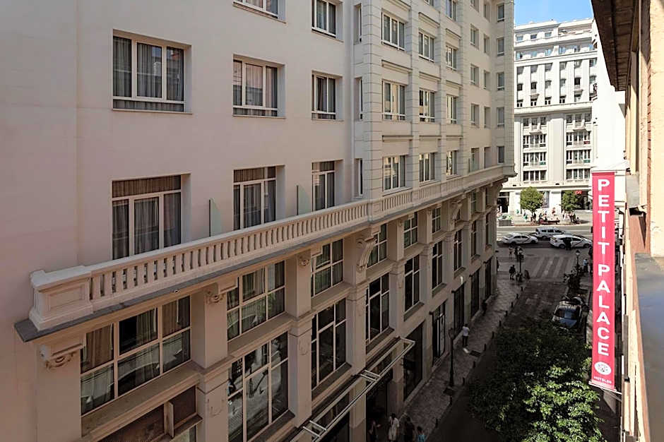 Petit Palace Cliper-Gran Via