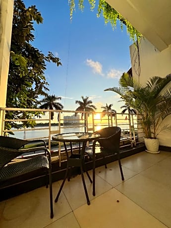 Asiban Quay Boutique Hotel