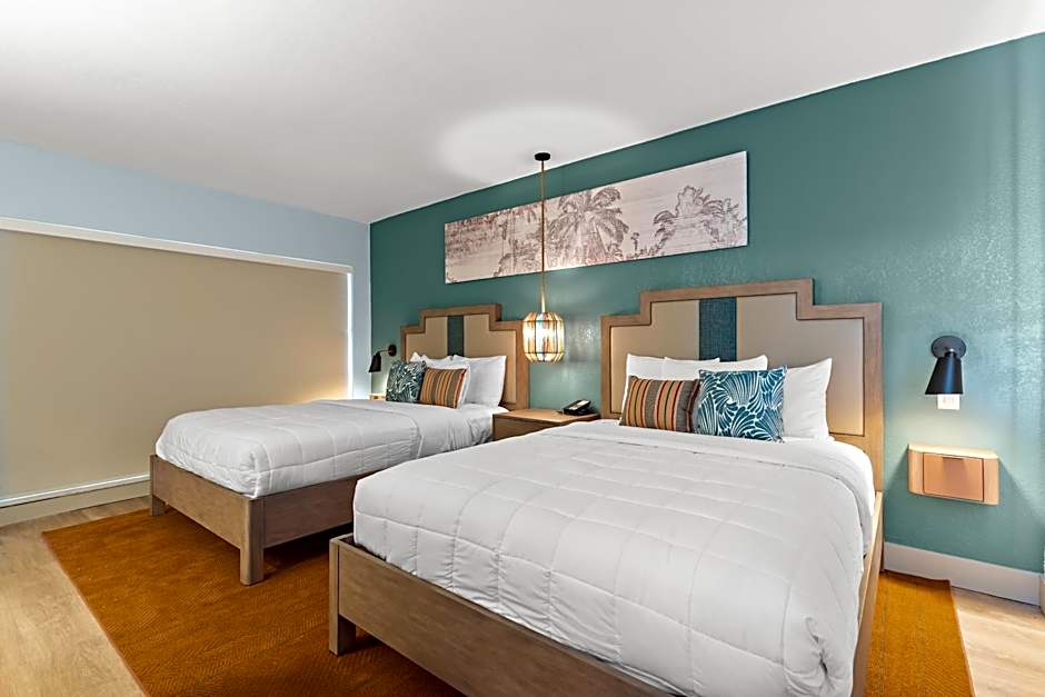 Photo 1 of 4 of 2 Queen Beds, Accessible