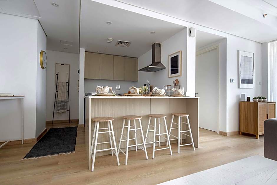 Frank Porter - Goldcrest Views 2