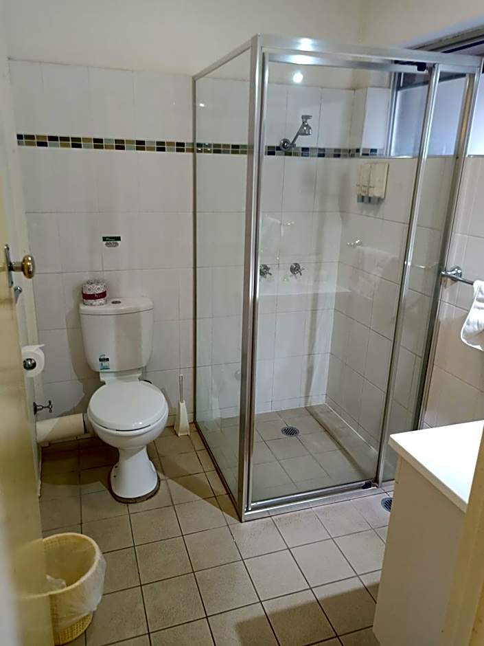 Molly Morgan Motor Inn