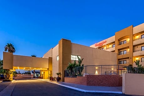 Ramada Plaza by Wyndham Garden Grove/Anaheim South