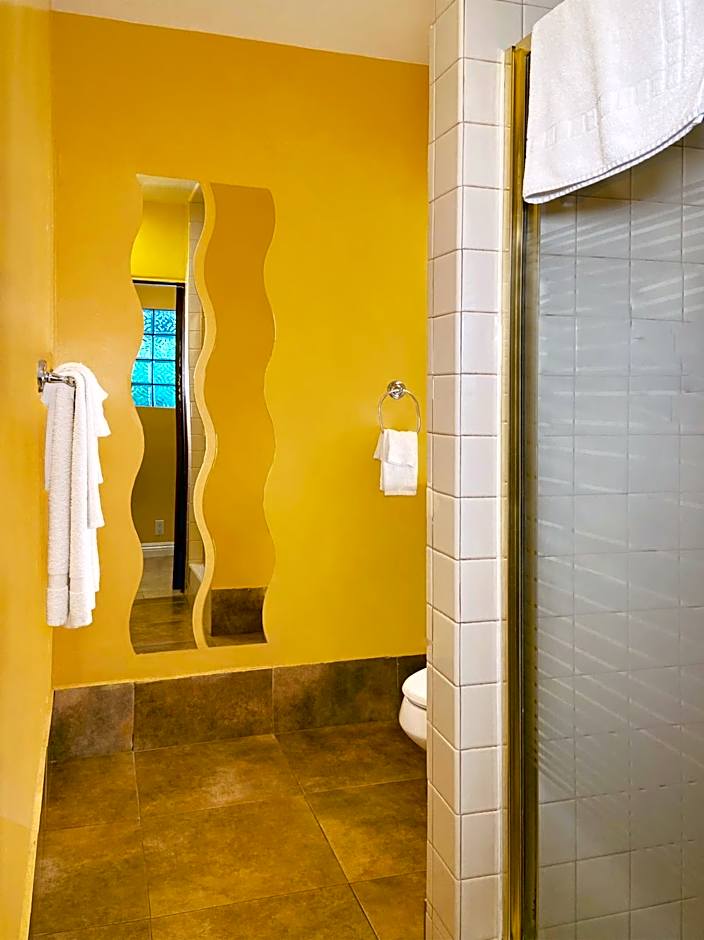 El Patio Inn Studio City