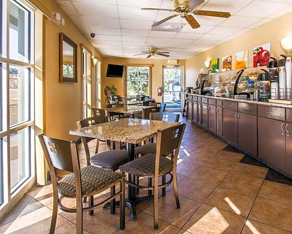 Quality Inn & Suites Panama City