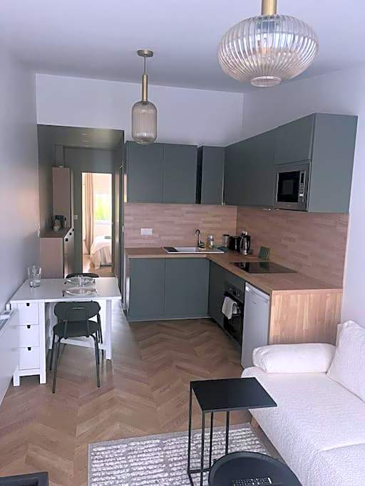 Charmant T2 Tiny House Lumineux au Cœur de Jouy