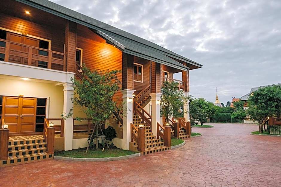 Huen Him Kong Hotel Phrae