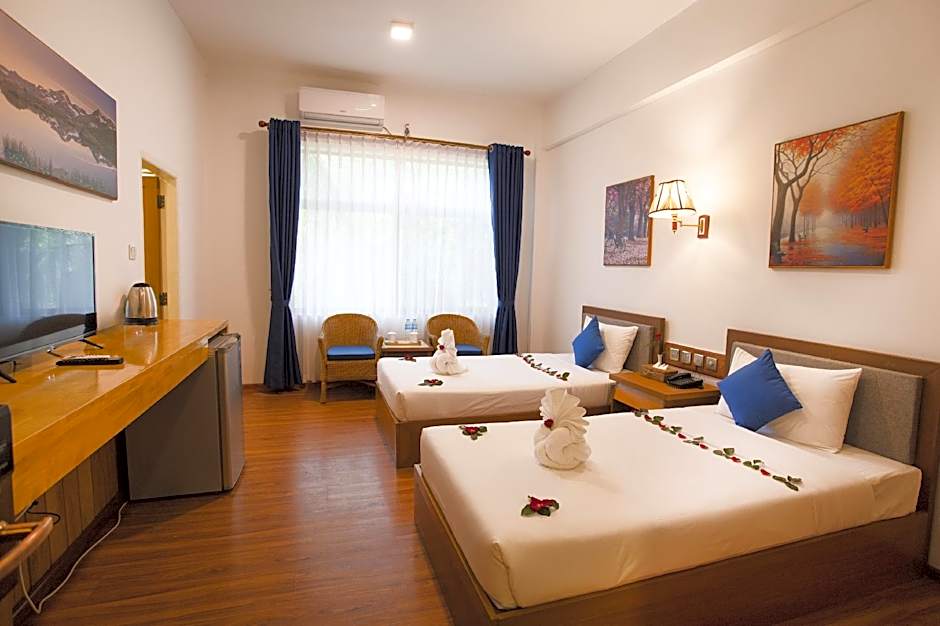 E-outfitting Golden Country Hotel