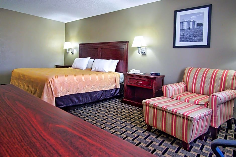 Quality Inn Moore - Oklahoma City