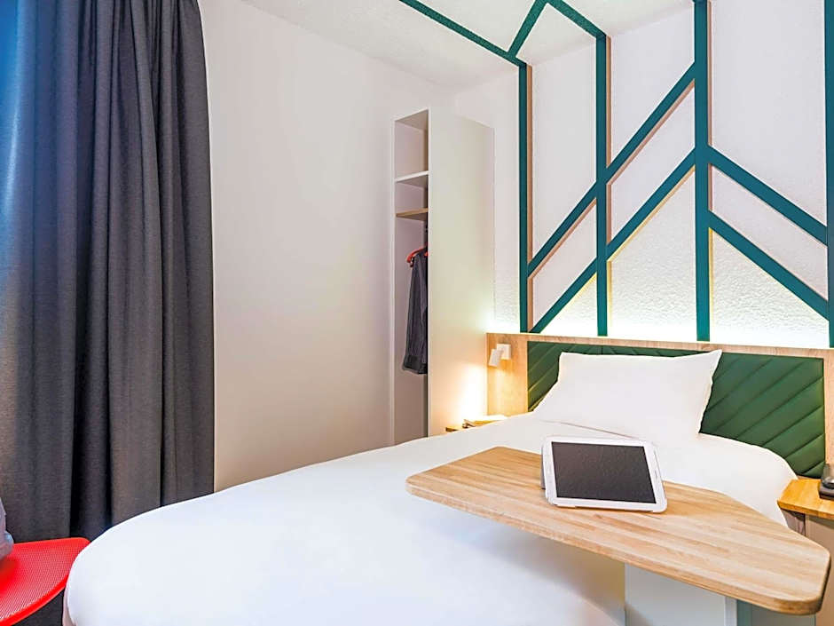 ibis Styles Rouen Val De Reuil