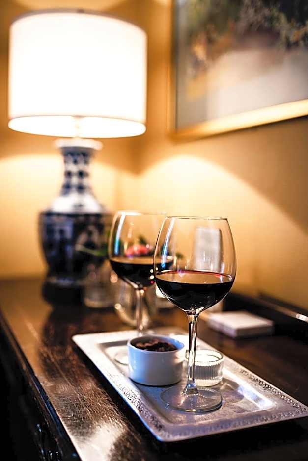 Fjærland Fjordstove Hotell - Huseby Hotelldrift AS