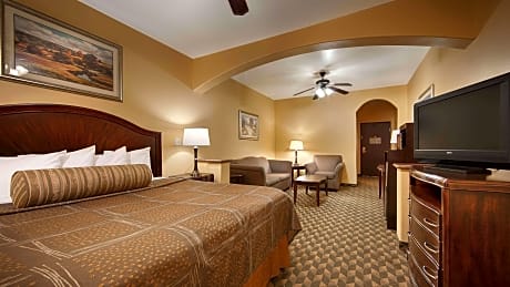 SUITE-1 KING BED,MOBILITY ACC,COMMASSIST,BATHTUB,NSMK,FULL BREAKFAST