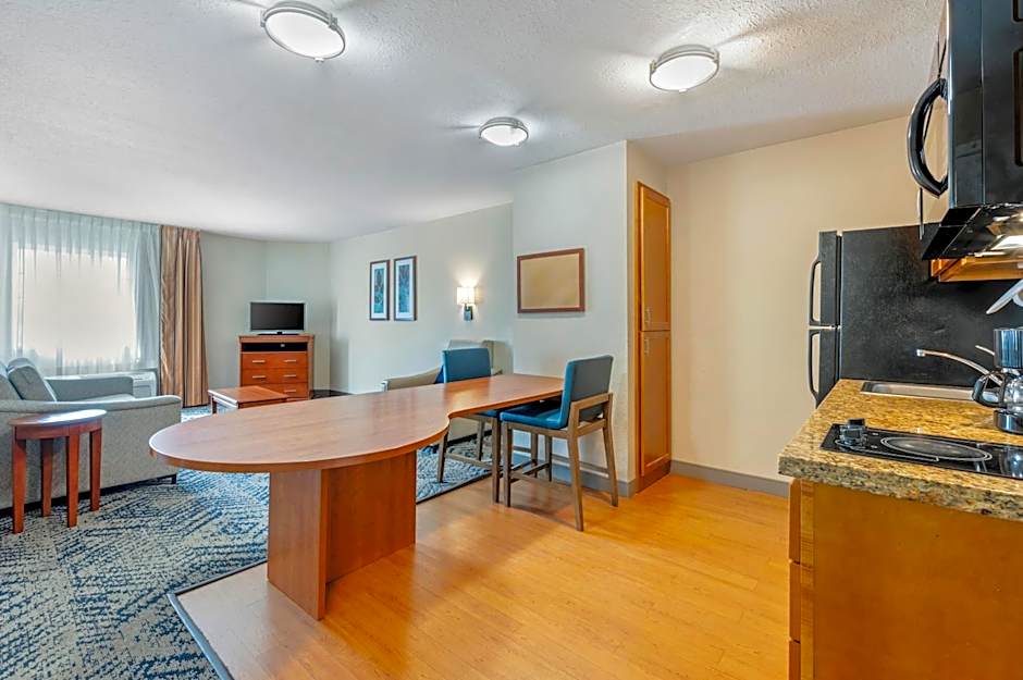 Candlewood Suites Indianapolis East By IHG