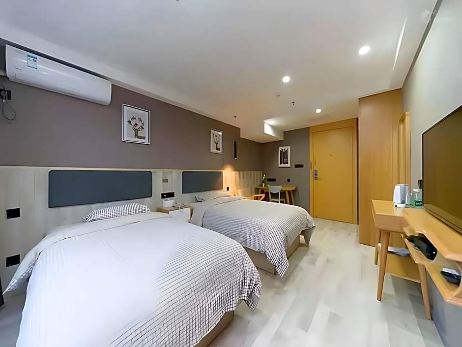 Up And In Guangdong Heyuan Dongcheng West Area Taohuashuimu – Heyuan, IA