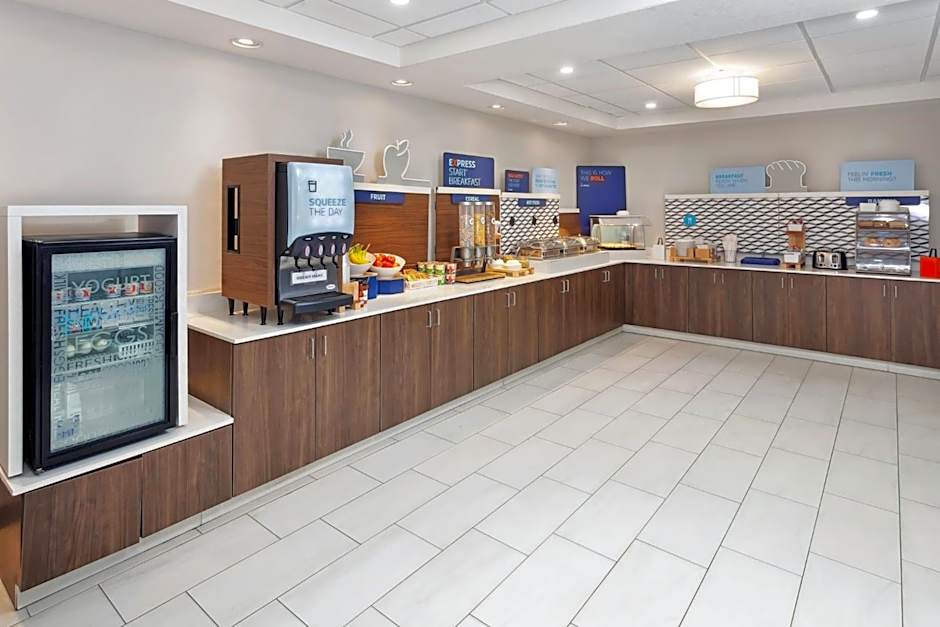 Holiday Inn Express Pekin - Peoria Area By IHG