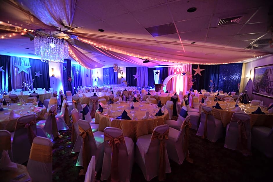 Radisson Fort George Hotel And Marina