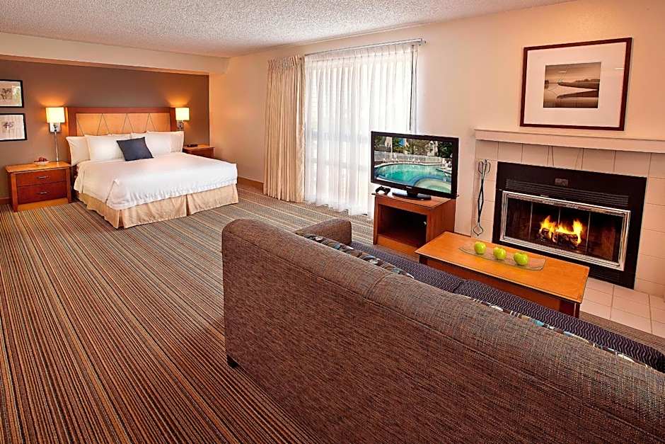 Photo 1 of 3 of Studio 1 Queen Bed