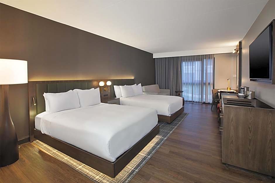 DoubleTree by Hilton Hotel Detroit - Novi