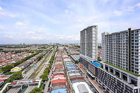 Rajawali Subang by Fei Hong 