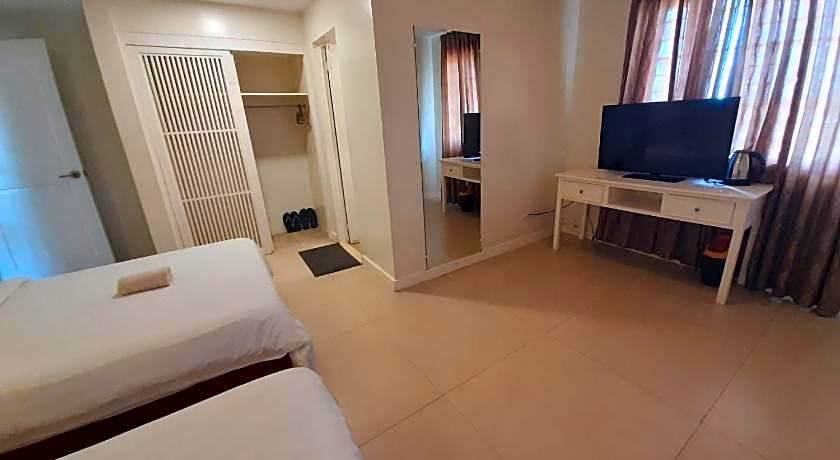 RedDoorz @ Balatas Magsaysay Road Naga City