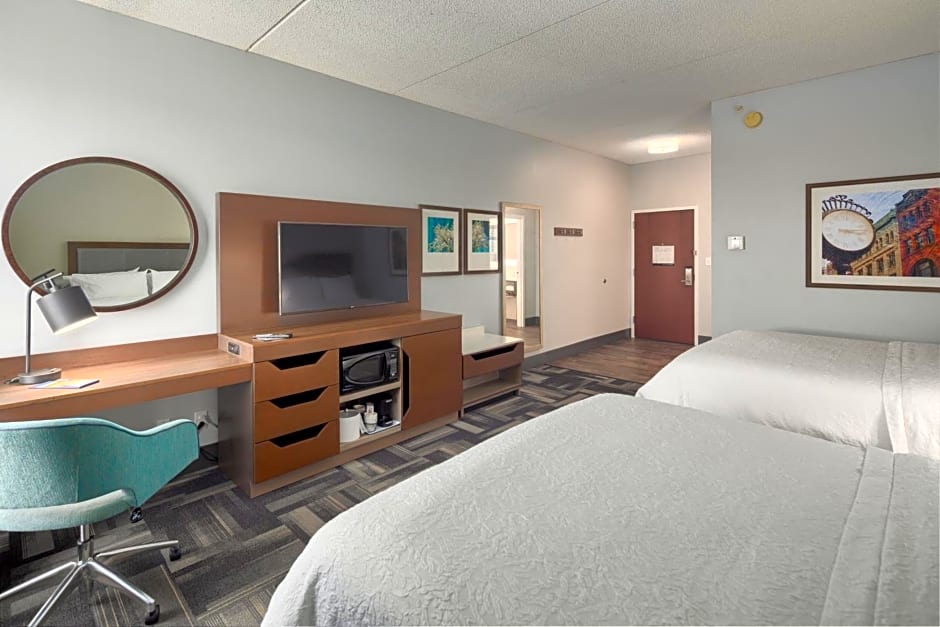 Hampton Inn Louisville Northeast