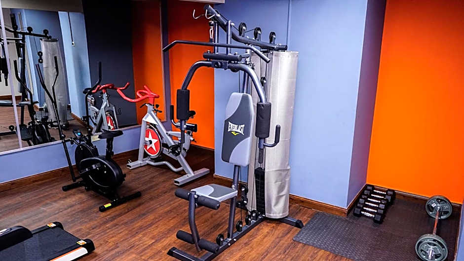 Aranjuez Hotel & Suites