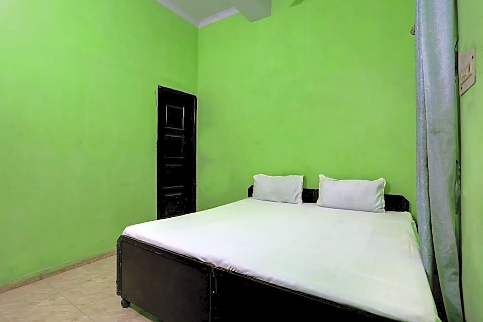 Photo 1 of 15 of OYO Lavish Guest House