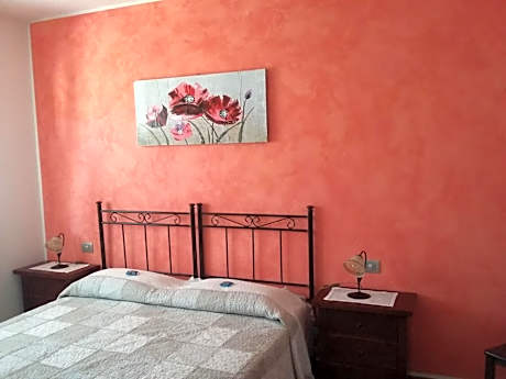 Standard Double or Twin Room with Garden View