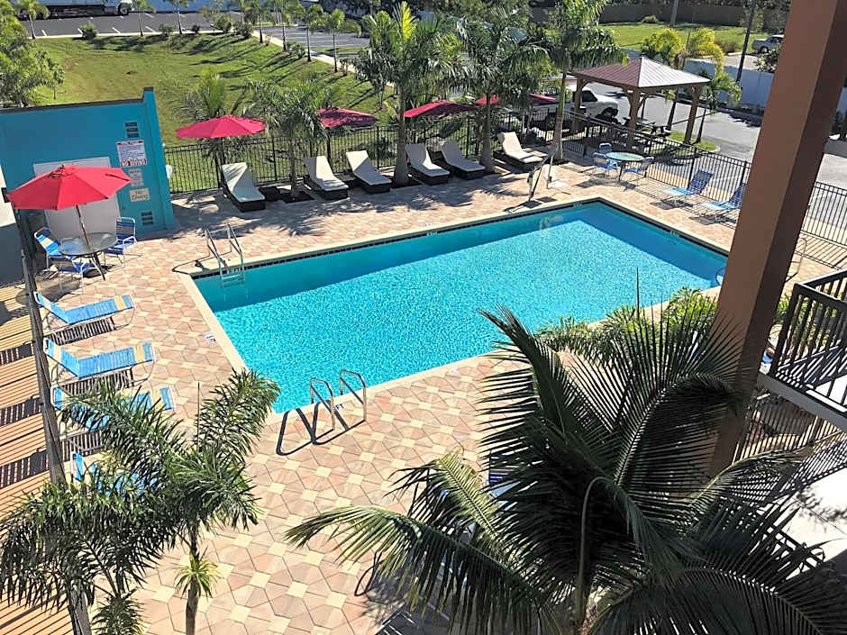 Days Inn by Wyndham Sarasota Bay